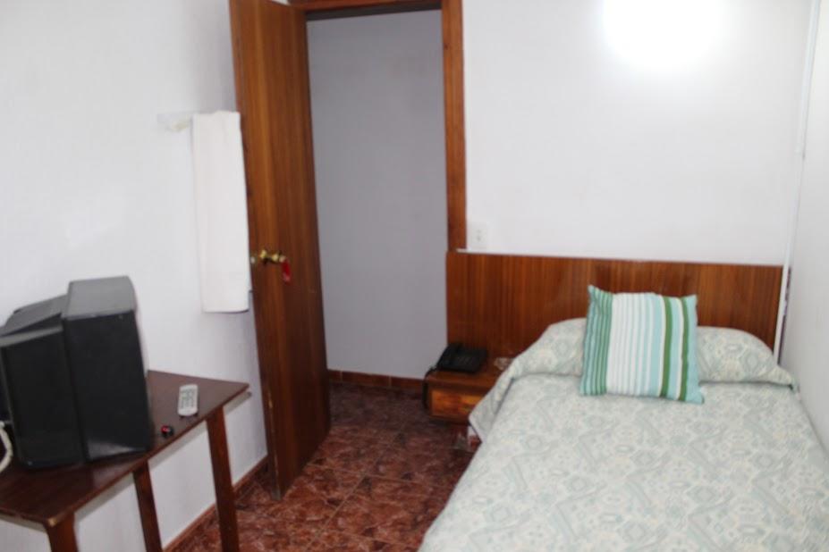 Pension Americano Almería Buitenkant foto